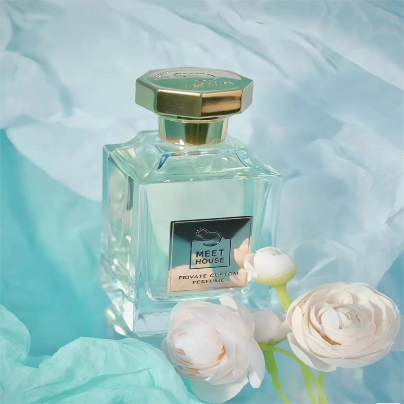 香遇沙龙淡淡起茶烟香水试香小样