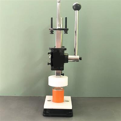 干泰小型手动茶叶压盖机卡扣式封盖机迷你包装罐子小罐茶压盖器