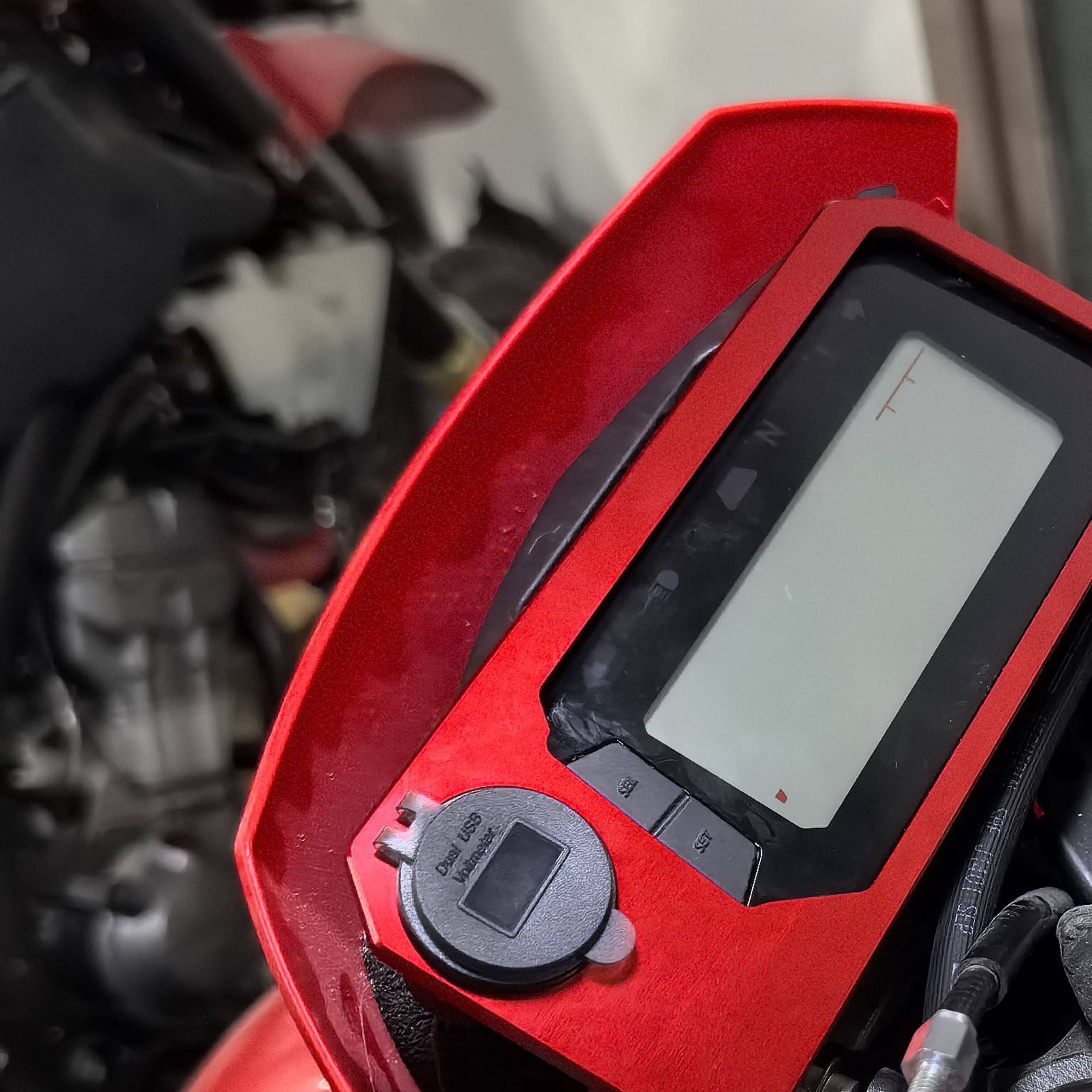 越野机车改装配件适用於本田CRF300L仪表盖USB仪表壳牀包装饰