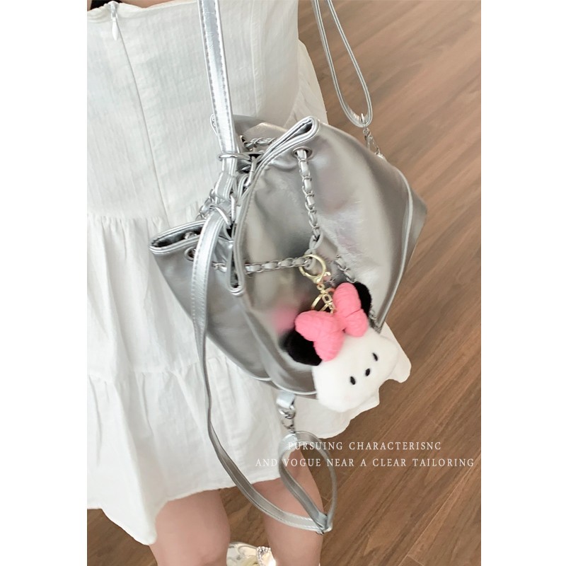 学院风双肩包包女式2024新款潮小众腋下包百搭单肩水桶包