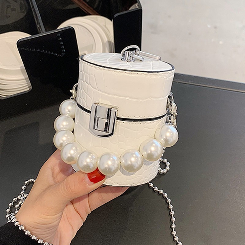 斜挎包女包小包包女珍珠少女单肩包包2023新款潮纯色水桶包青年包