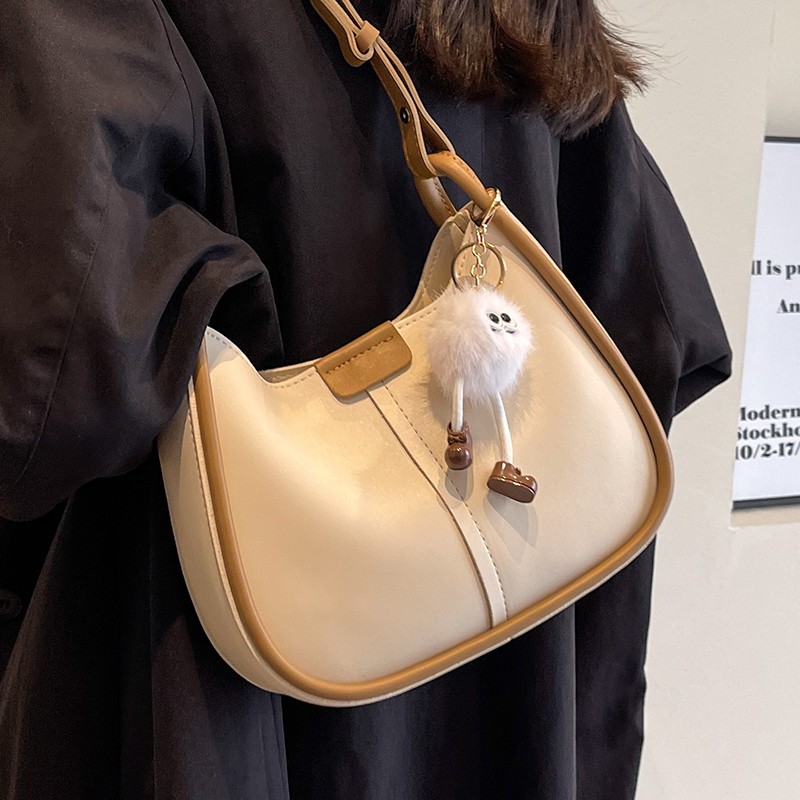 今年流行包包水桶包女2025新款包包高级感复古春夏单肩斜挎通勤包