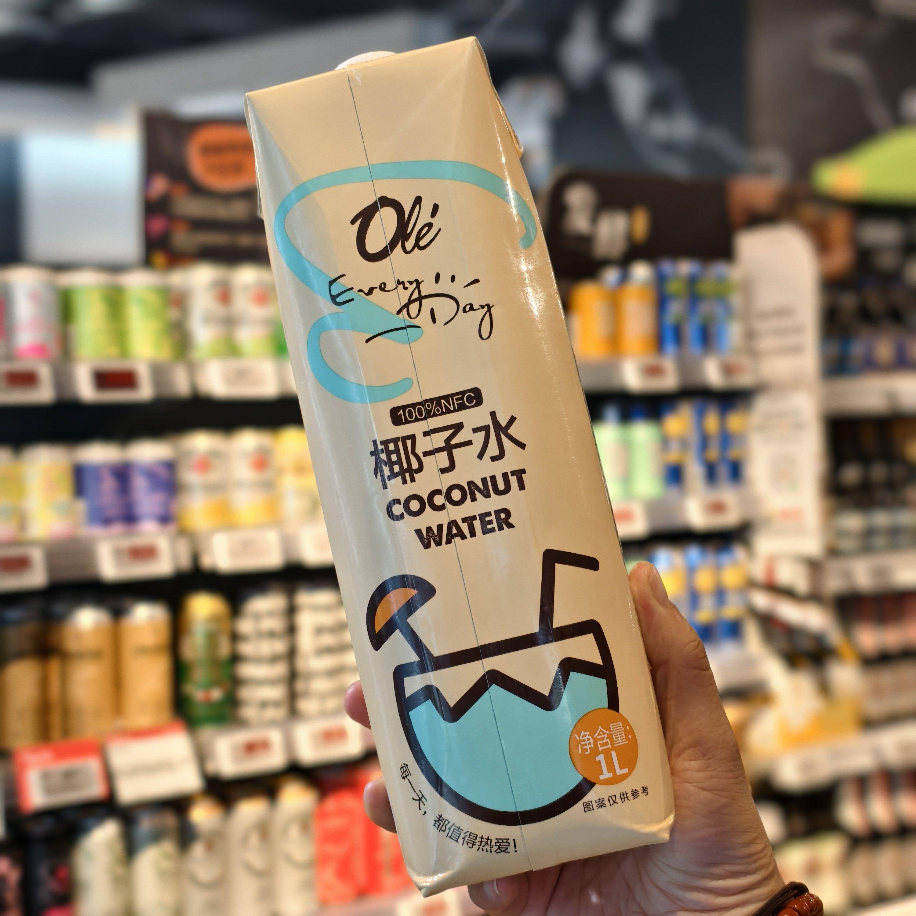 ole超市代购100%NFC椰子水1L装清爽解腻解渴果汁饮料图片