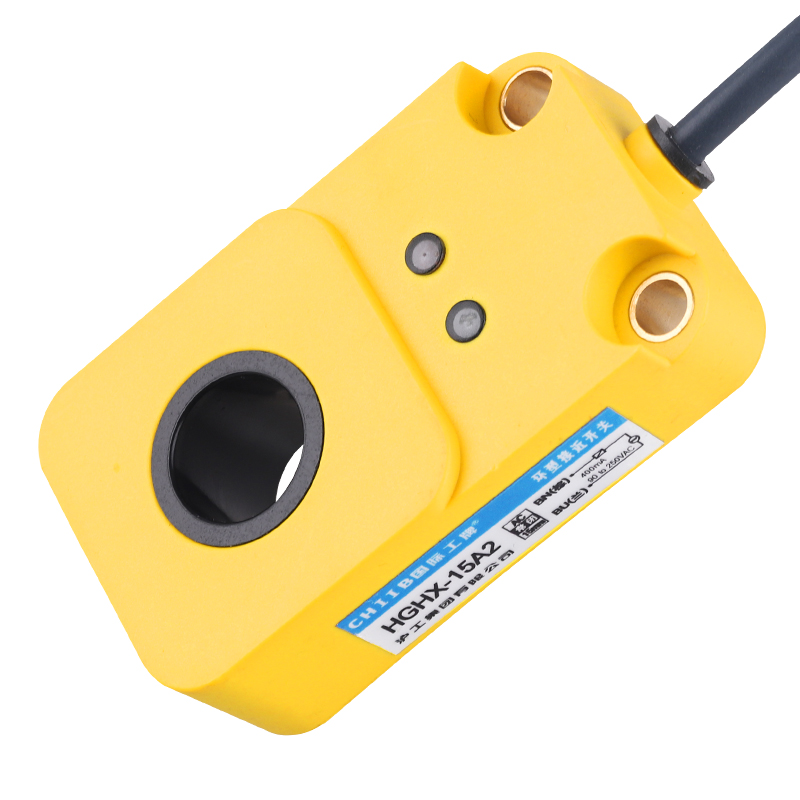 沪工高速环形接近开关金r属感应开关螺丝弹簧检测传感器落料计数