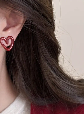 银针拉红色镂空爱心耳钉小众复古气质耳环潮流高级感耳饰