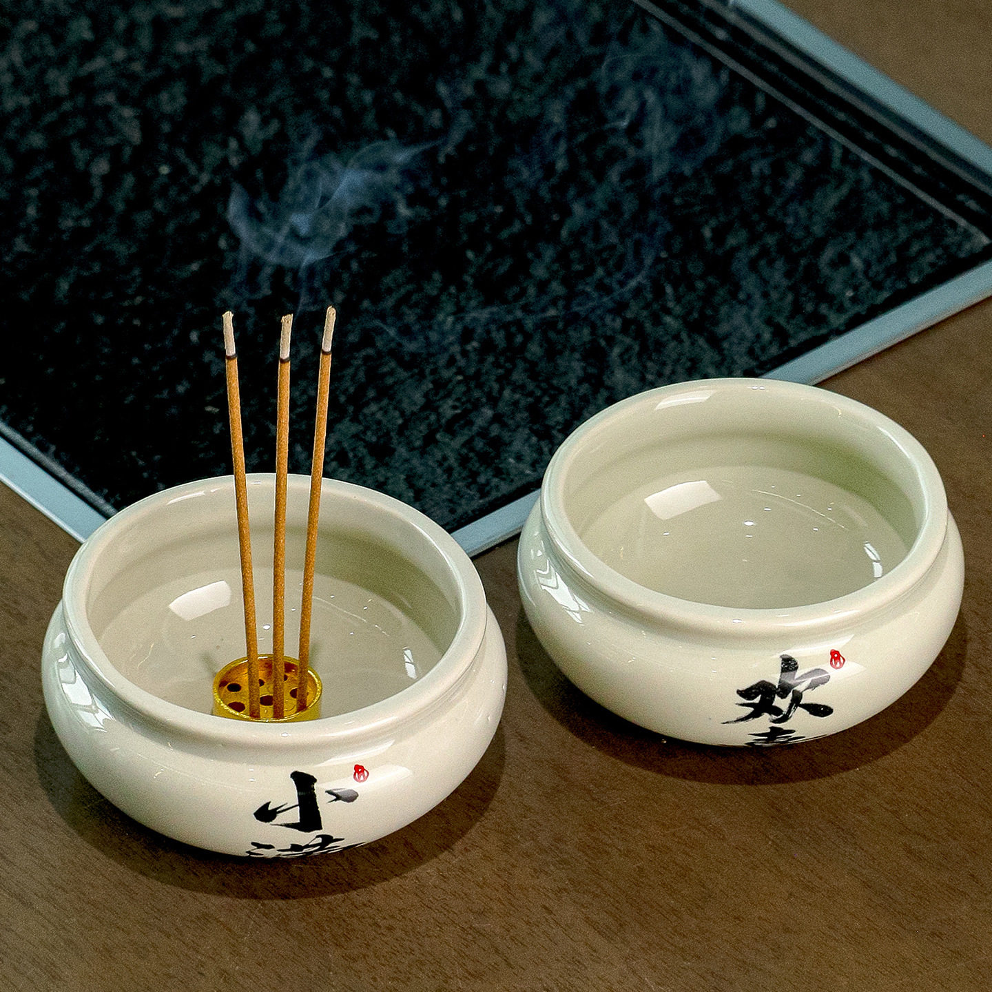 欢喜禅意陶瓷香炉家用茶桌摆件创意线香香托沉香檀香插香器皿装饰,橡塑材料及制品,工业陶瓷,淘宝优惠券,粉丝福利购,淘宝优惠卷