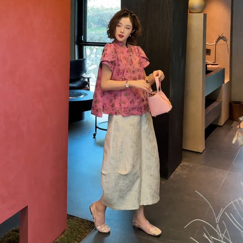 新中式粉色宽松印花上衣裤子