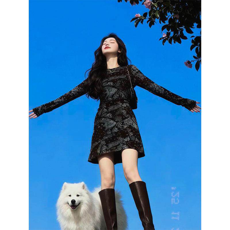 今年流行时尚漂亮别致气质连衣裙