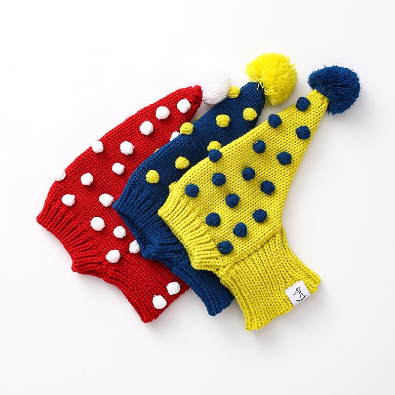 宠物温暖的羊毛帽子Whippet意大利小灵蒂羊毛帽子照片新年可爱的