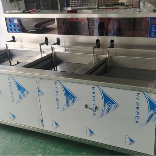 汽车配件车轮清洗机 新型发动机马达 多功能工业超声波清洗机设备