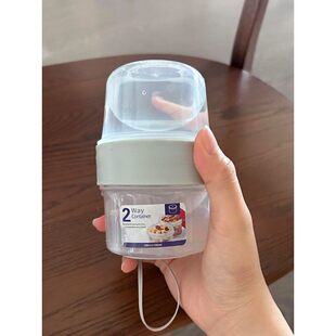 狗狗外出水杯便携式双层零食水分格收纳瓶迷你猫咪户外饮食饮水器