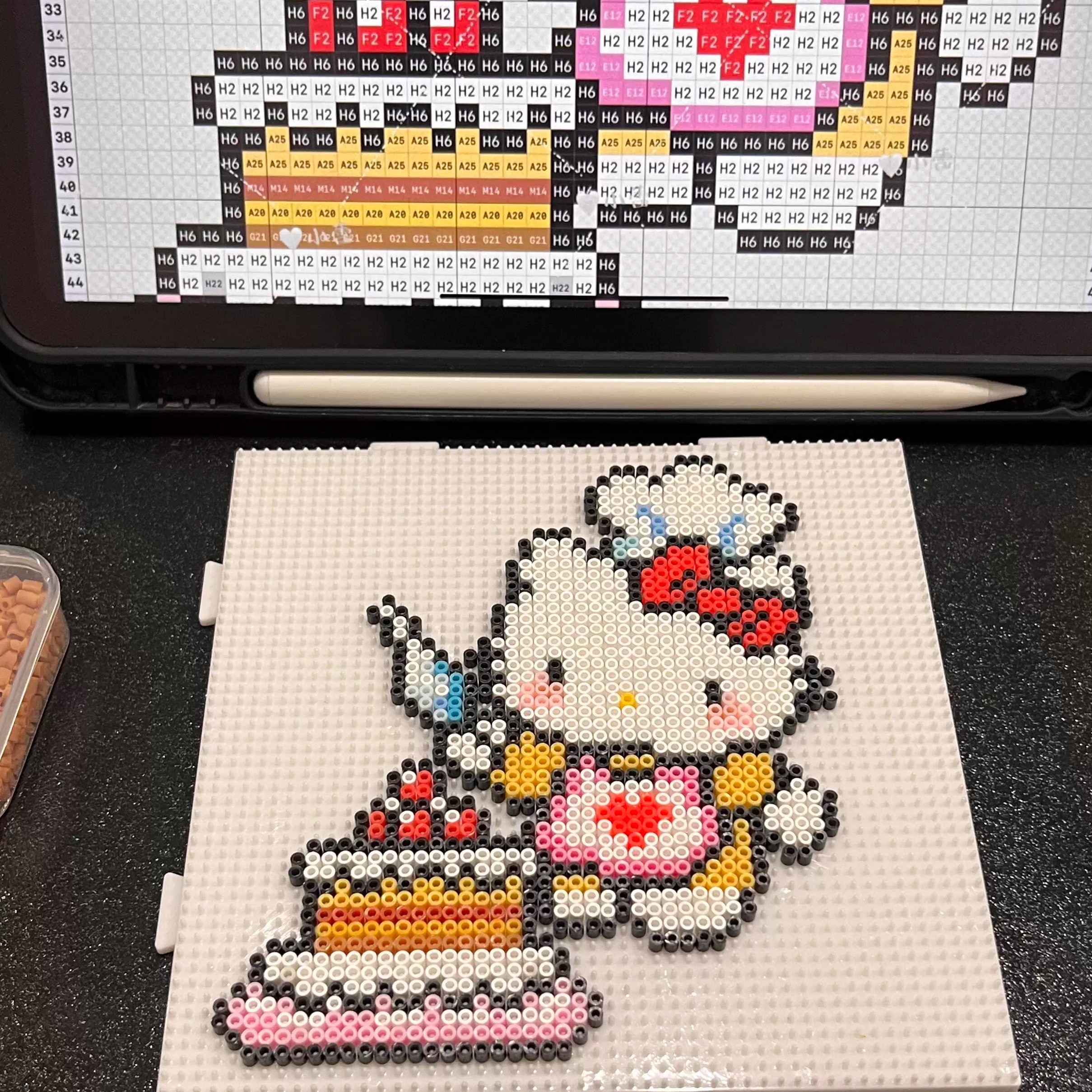 新款拼豆手工diy套装高颜值diy凯蒂卡通人物可爱全套玩具立体拼豆