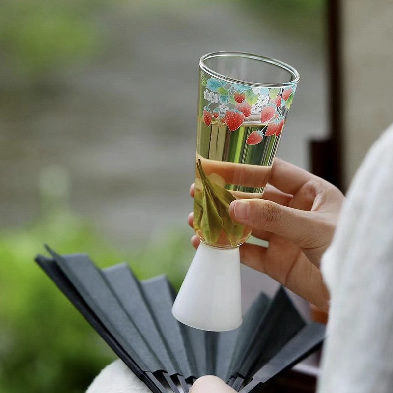 女士优雅品茗杯耐热玻璃高足茶杯手工贴I花草莓家用主人单杯绿茶