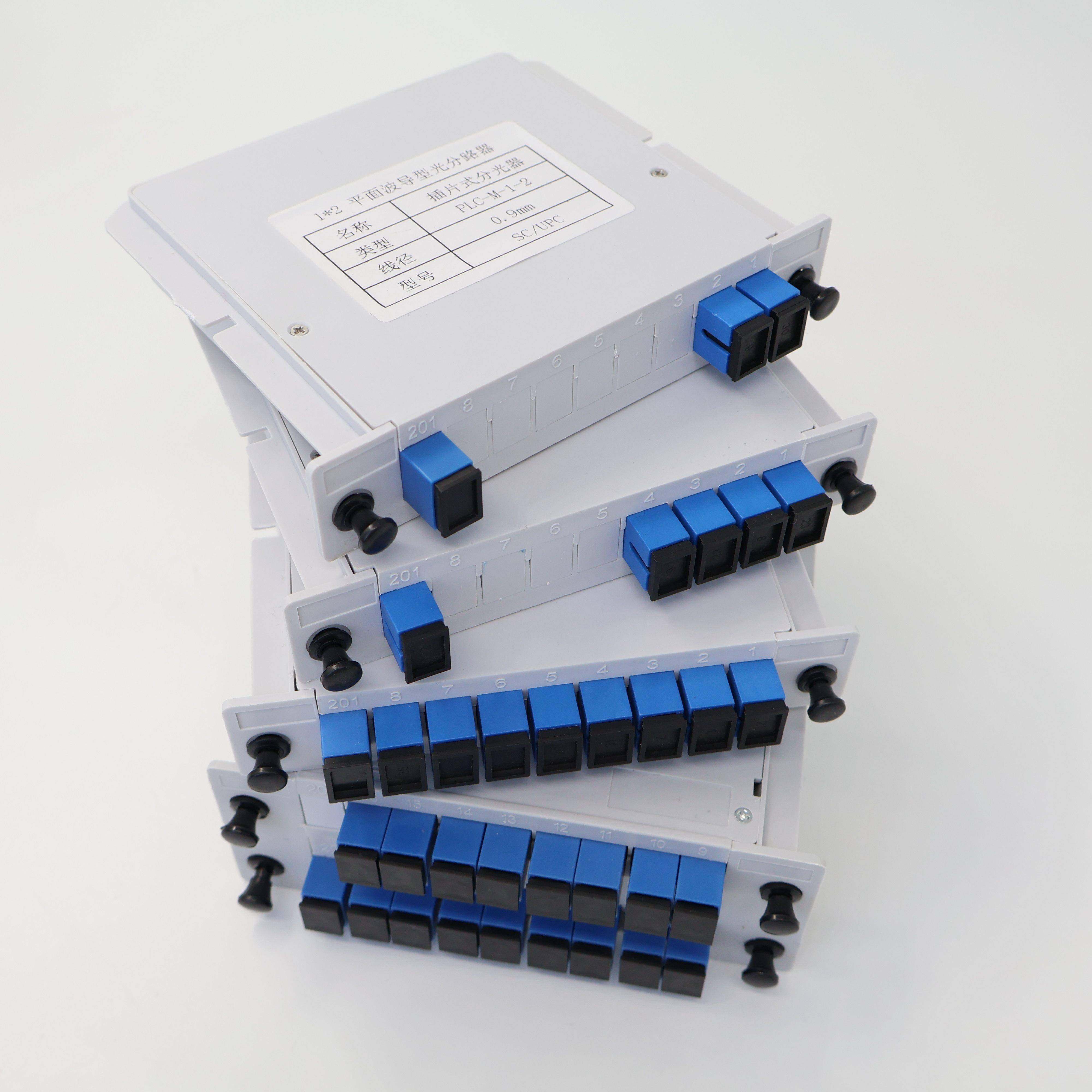 SC/UPC插片式盒式网络分配1分2/4/8/16分光器PLC插卡式分路器