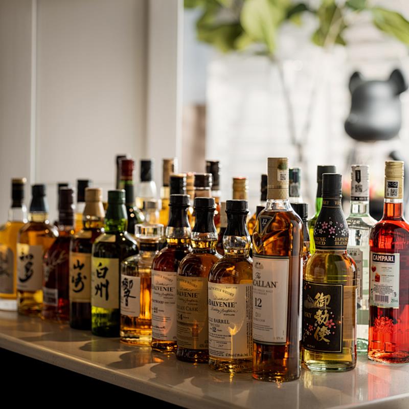 样板间装饰洋酒瓶摆件仿真红酒空瓶道具家居高档酒柜样板房装饰品