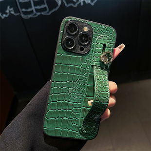 适用三星S24FE手机壳S25Ultra腕带S30Plus懒人S20折叠支架GalaxyS22+鳄鱼纹s23FE轻奢5G小众s21创意保护套