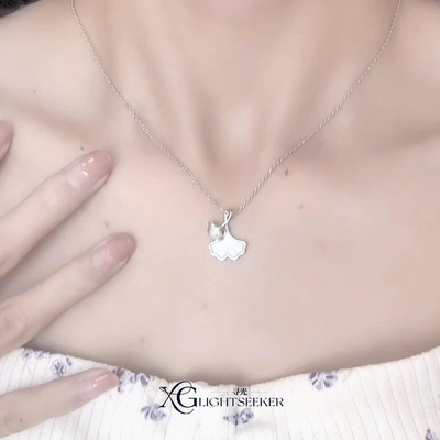 S925纯银杏叶吊坠项链女