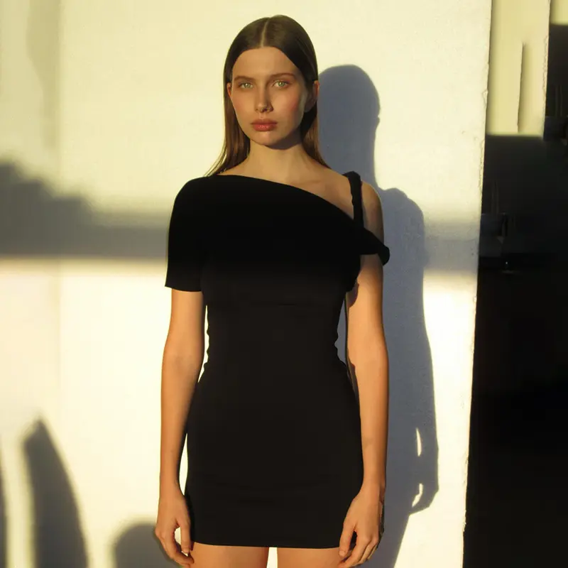 y24ds185欧美女装夏季新款 kie同款单肩性感包臀不对称连衣裙女