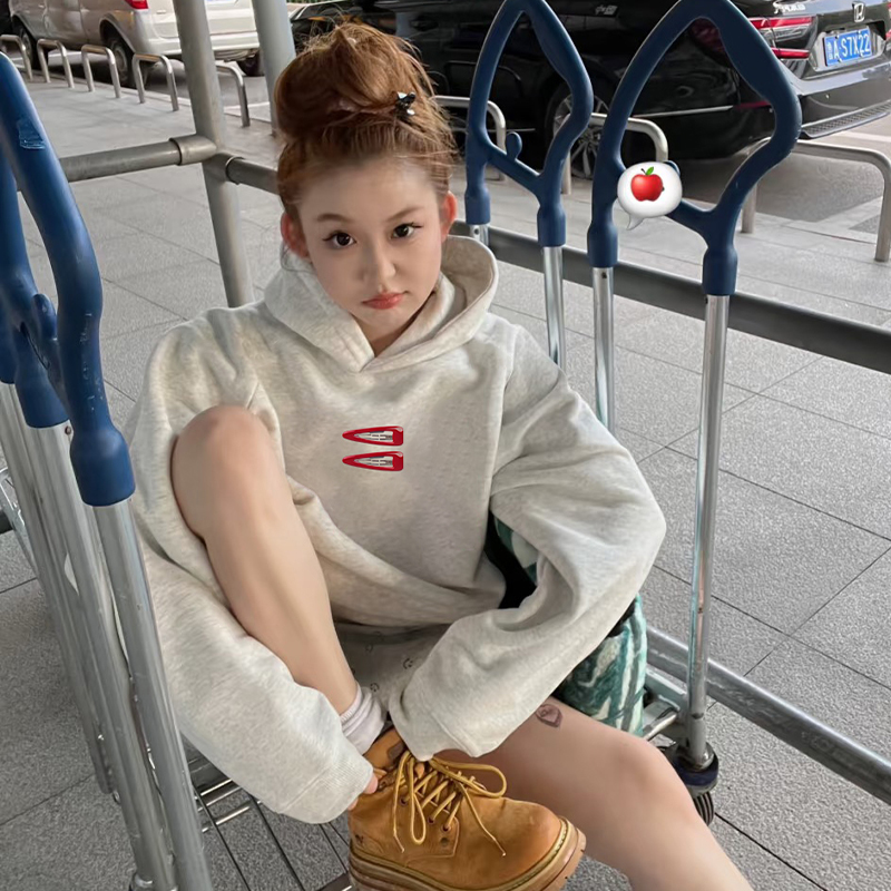 早秋卫衣女宽松慵懒风连帽2025新款春秋季白灰色薄款简约套头外套