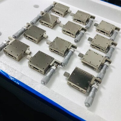 骏河精机BSS16-40C 不锈钢手动平移台40*40mm 行程13 直线度1m