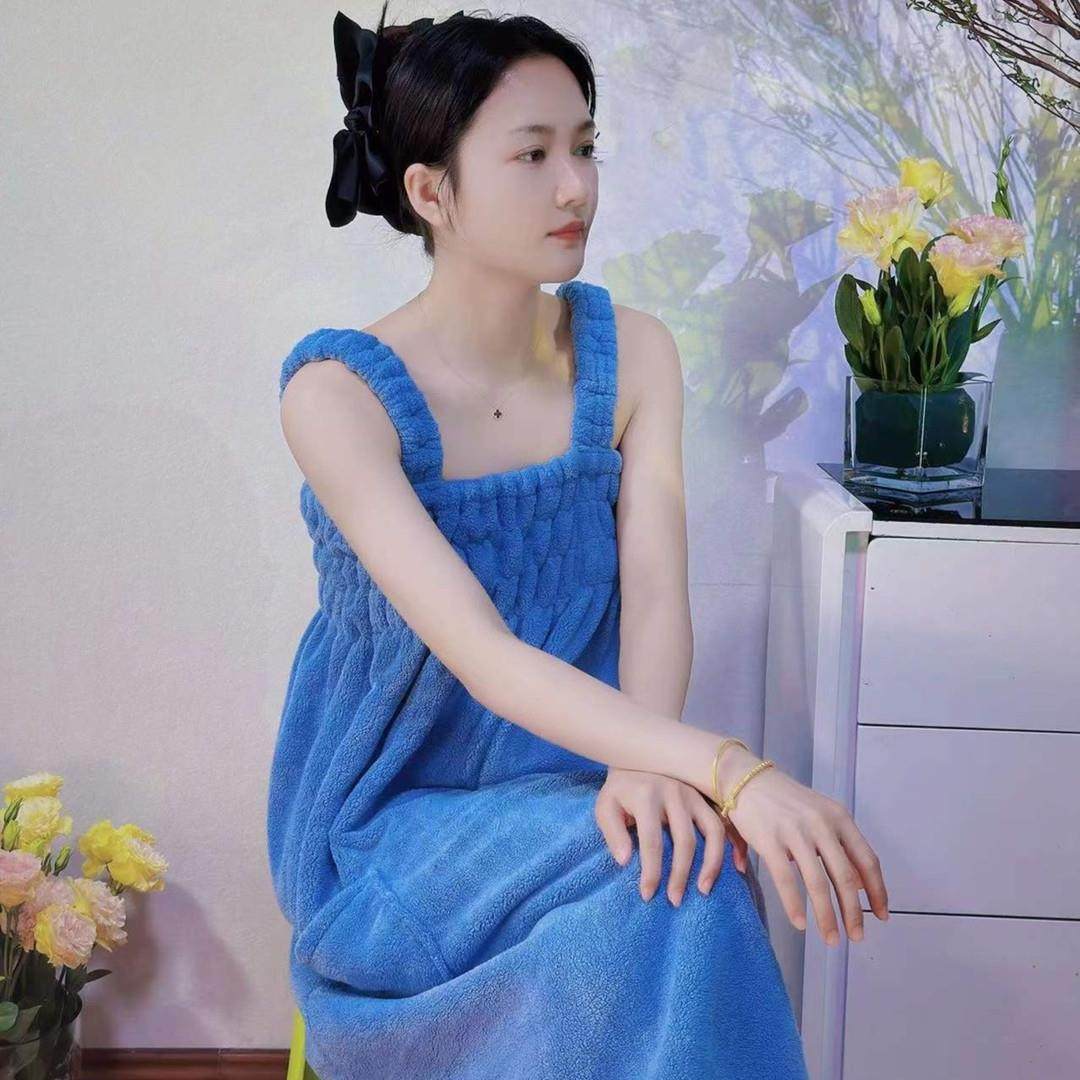 吊带浴巾女可穿可裹比纯棉吸水速干洗澡家用懒人浴裙背心式不掉毛,3C数码配件,USB多功能数码宝,淘宝优惠券,粉丝福利购,淘宝优惠卷