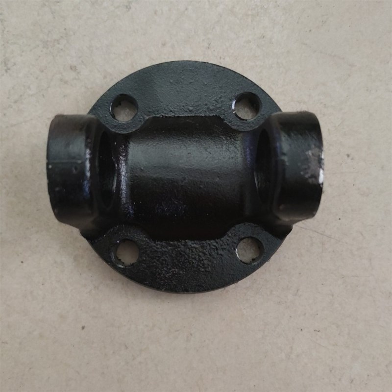 新源65/75胶轮式挖掘r机 上下传动箱新款端面齿四孔突元叉老款突