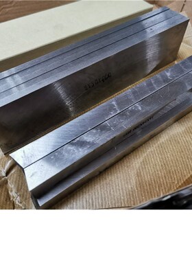 高速钢车刀/白钢条白钢刀10X25-12X20*30/40/50/60*200