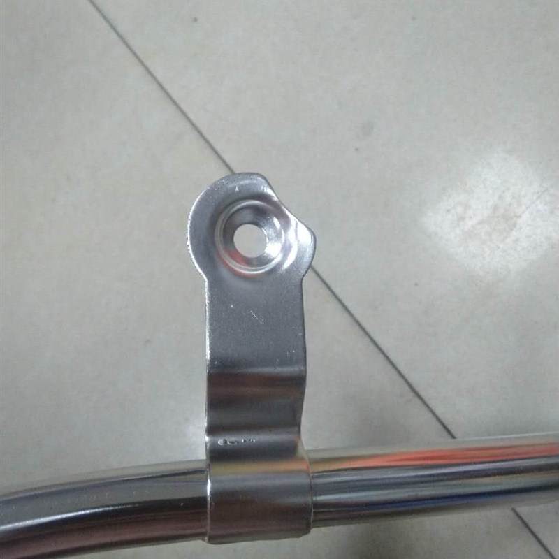 适用于新本摩托车护杠SDHq125T-38护杠NS125D国四保险杠不锈钢护