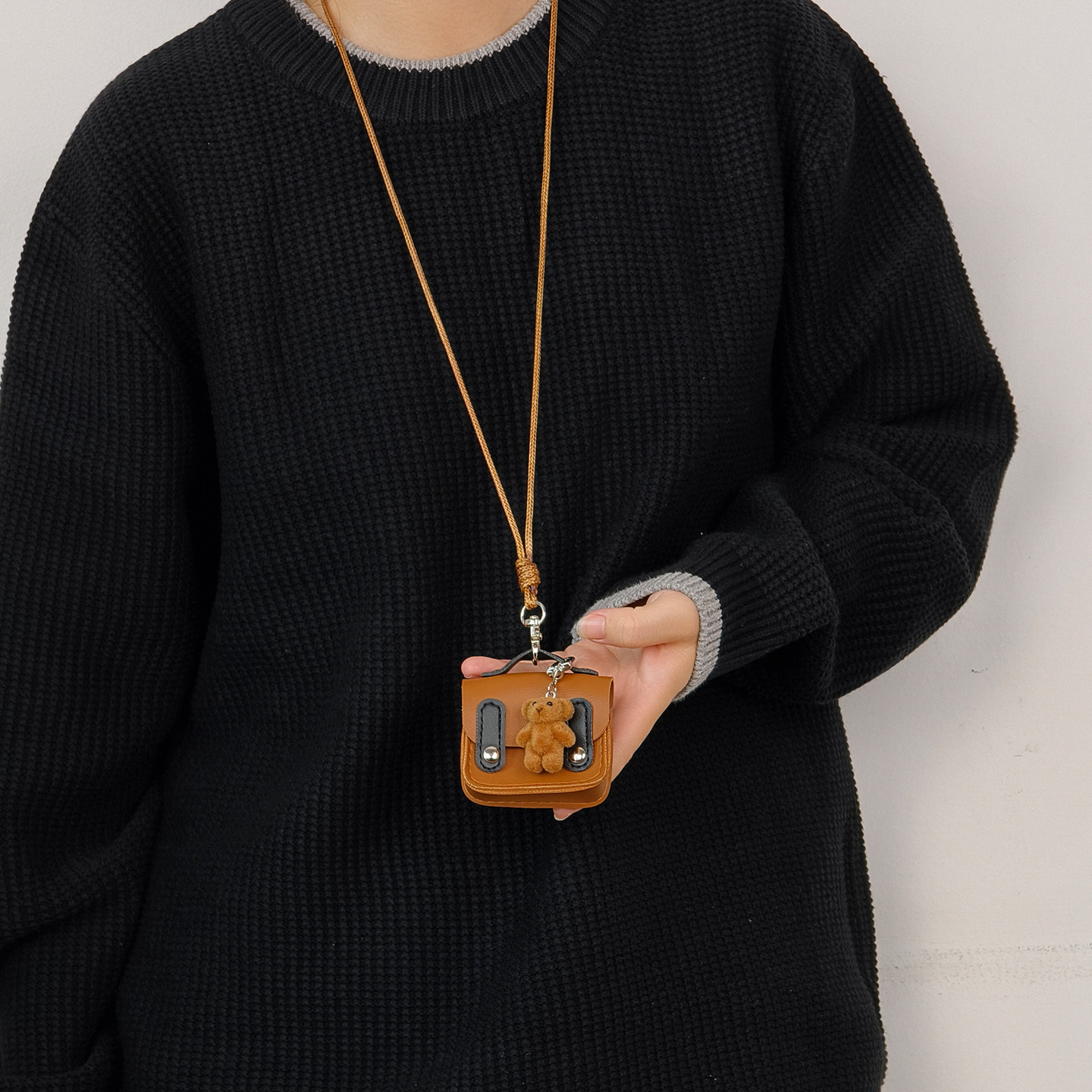 耳机包日韩风美拉德皮质小熊宝宝挂件吊坠项链长款毛衣链编织绳