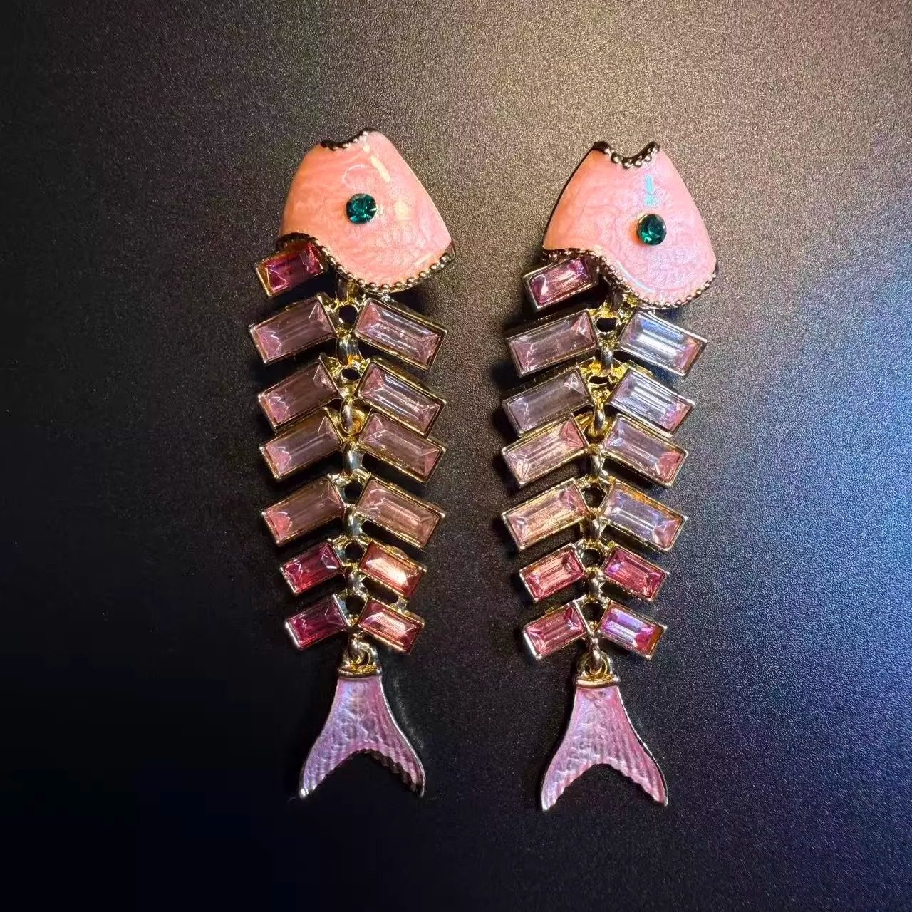 粉色拼接鱼骨长款耳环女2025新款爆款高级感轻奢耳钉秋冬气质耳饰,模玩/动漫/周边/娃圈三坑/桌游,动漫手表/项链/饰品,淘宝优惠券,粉丝福利购,淘宝优惠卷