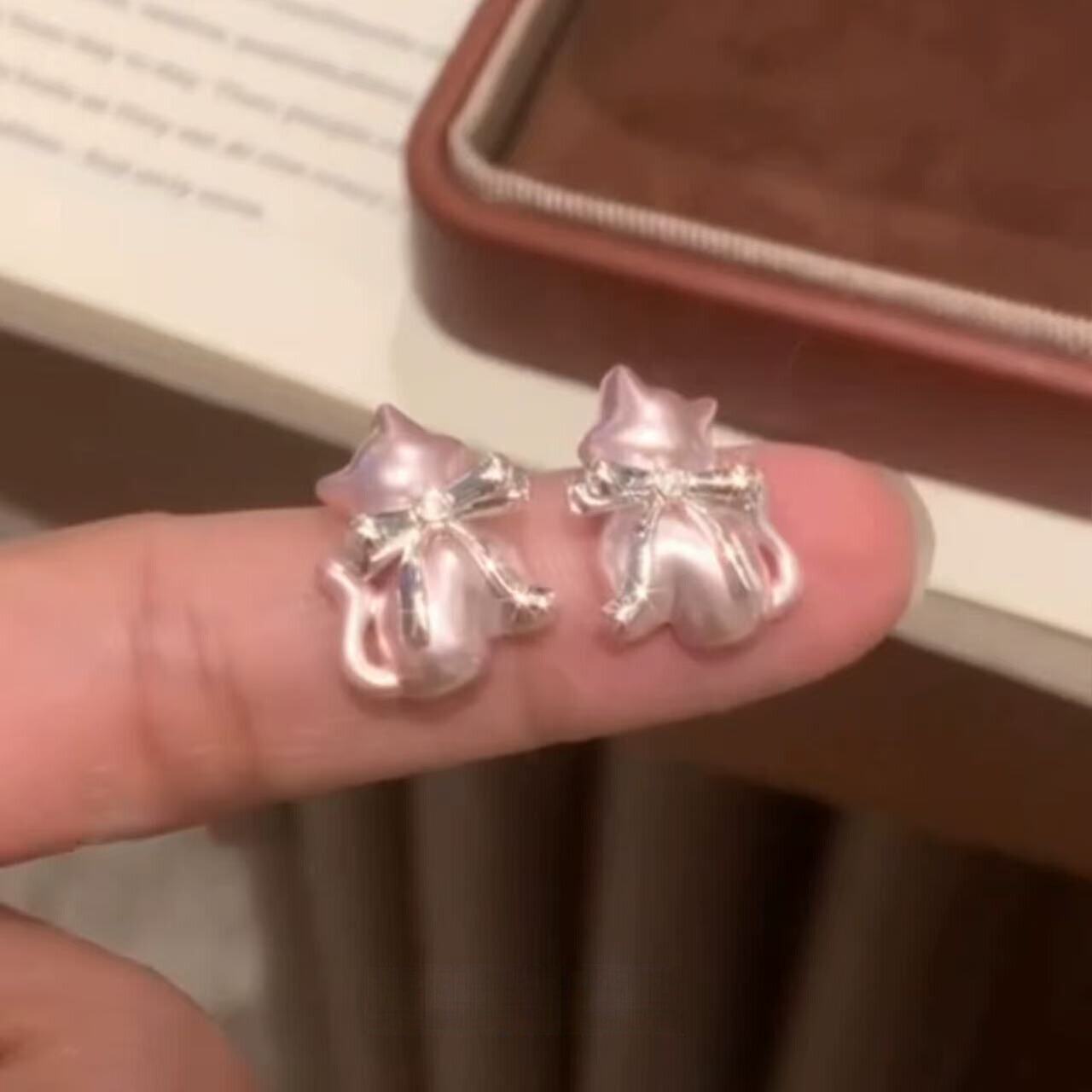 软萌喵影甜美蝴蝶结猫咪耳钉