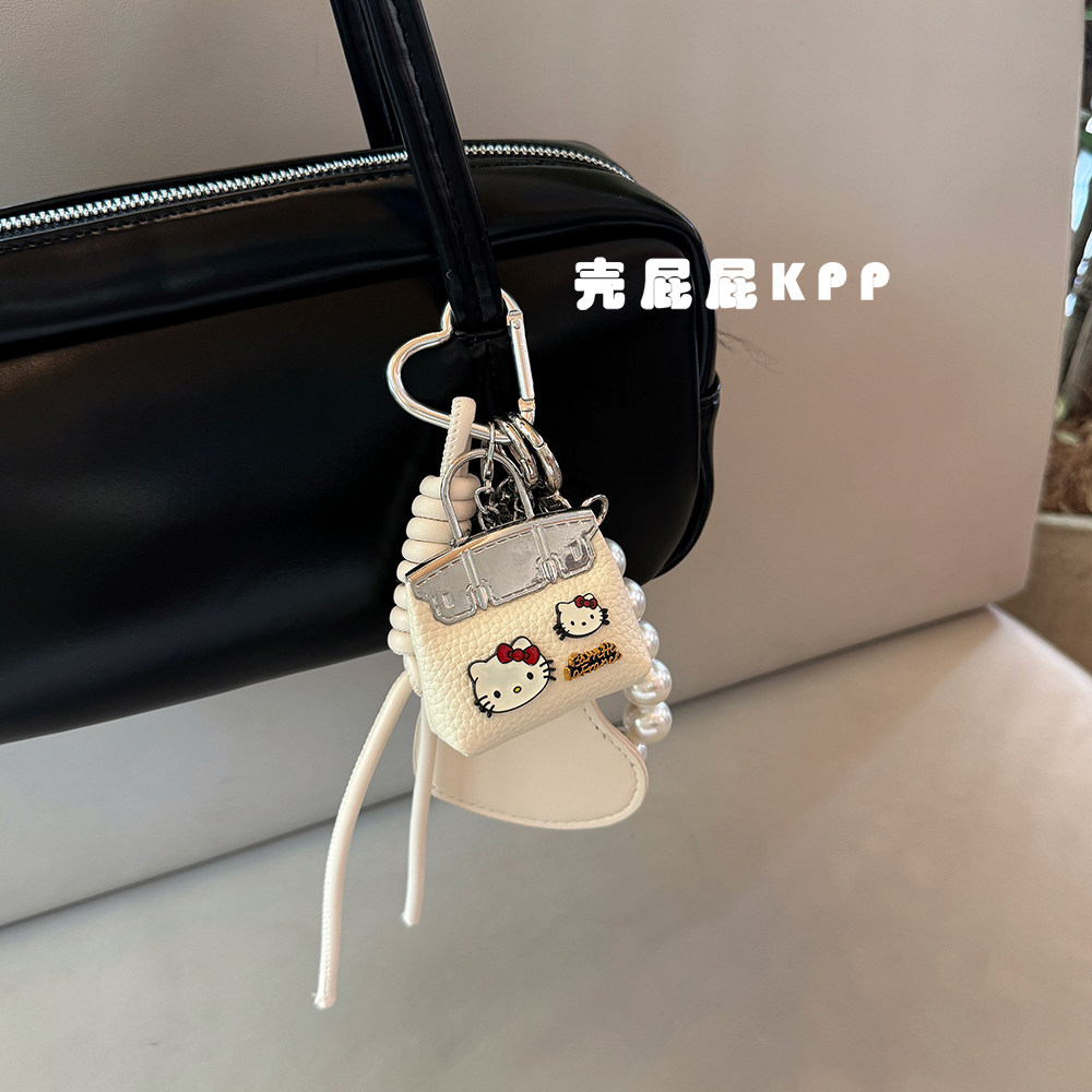 kt猫挂饰包包挂件可爱猫猫钥匙扣装饰挂件汽车钥匙扣书包小挂饰