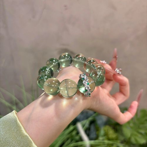 薄荷冰苹果水晶串石手链饰品大颗粒小众清新轻奢高级感送女友礼物