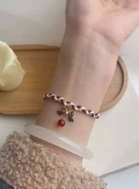 圣诞节配色红色水晶编织串珠手链女秋冬氛围感蝴蝶结吊坠手链撞色