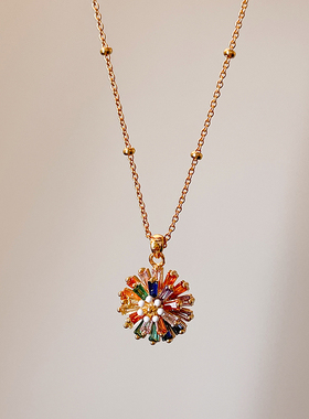 多巴胺彩色花朵项链女2025年新款轻奢锁骨链高级感颈链多彩吊坠