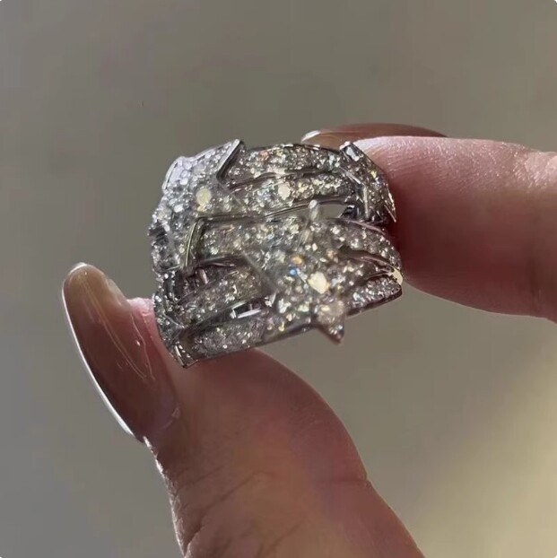「伊丽莎白」中古轻奢满钻星星多层戒指千金感轻奢爆闪高级感指环