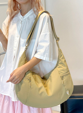 Colorful Fox新款lulu牛角包轻便饺子包单肩斜挎腋下包运动包bags