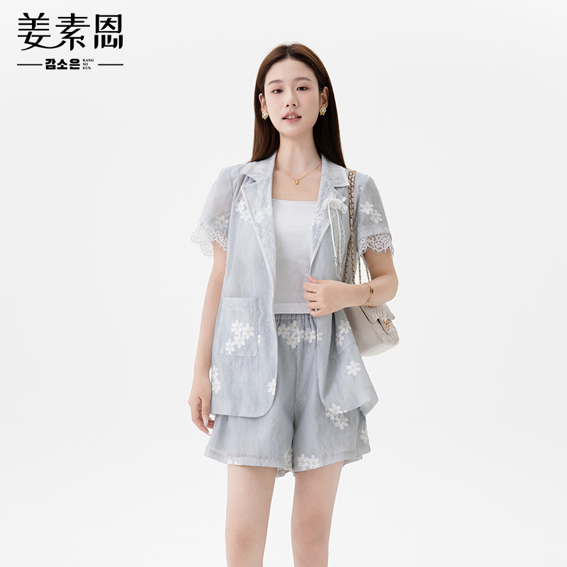 姜素恩蕾丝拼接翻领西装短袖外套+短裤套装女夏薄款女2025新款