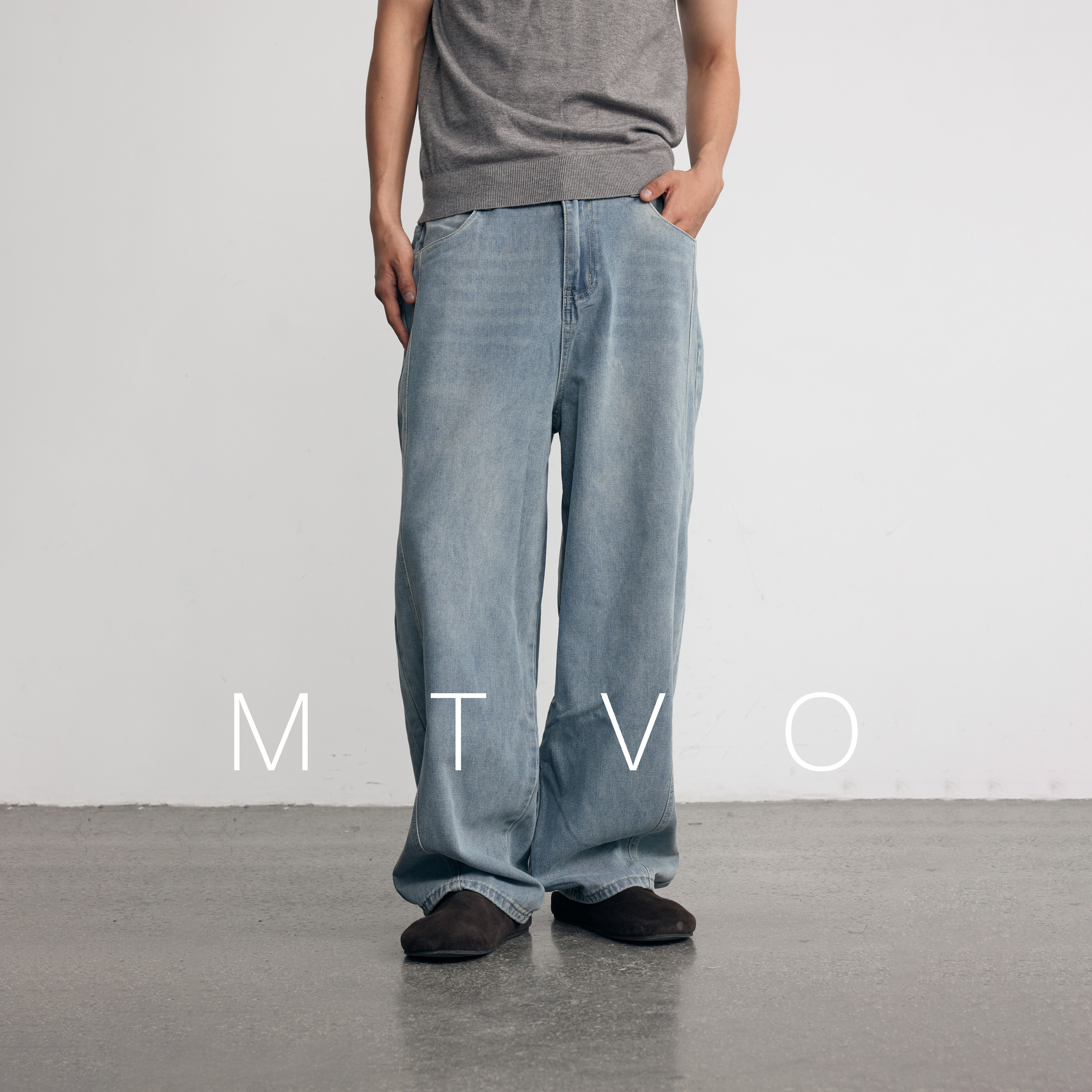 MTVO2025年夏季复古做旧弯刀蓝色牛仔裤子高级感水洗显高宽松潮男