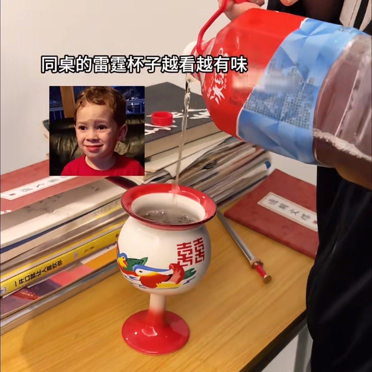 【高脚痰盂水杯】老式怀旧夜壶杯抽象学生解压整人趣味马克杯陶瓷