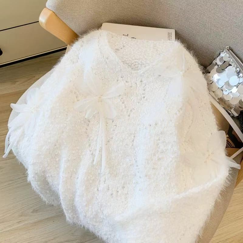 【妮娅专享】A328温柔韩系风白色V领立体花朵毛衣女套头针织衫
