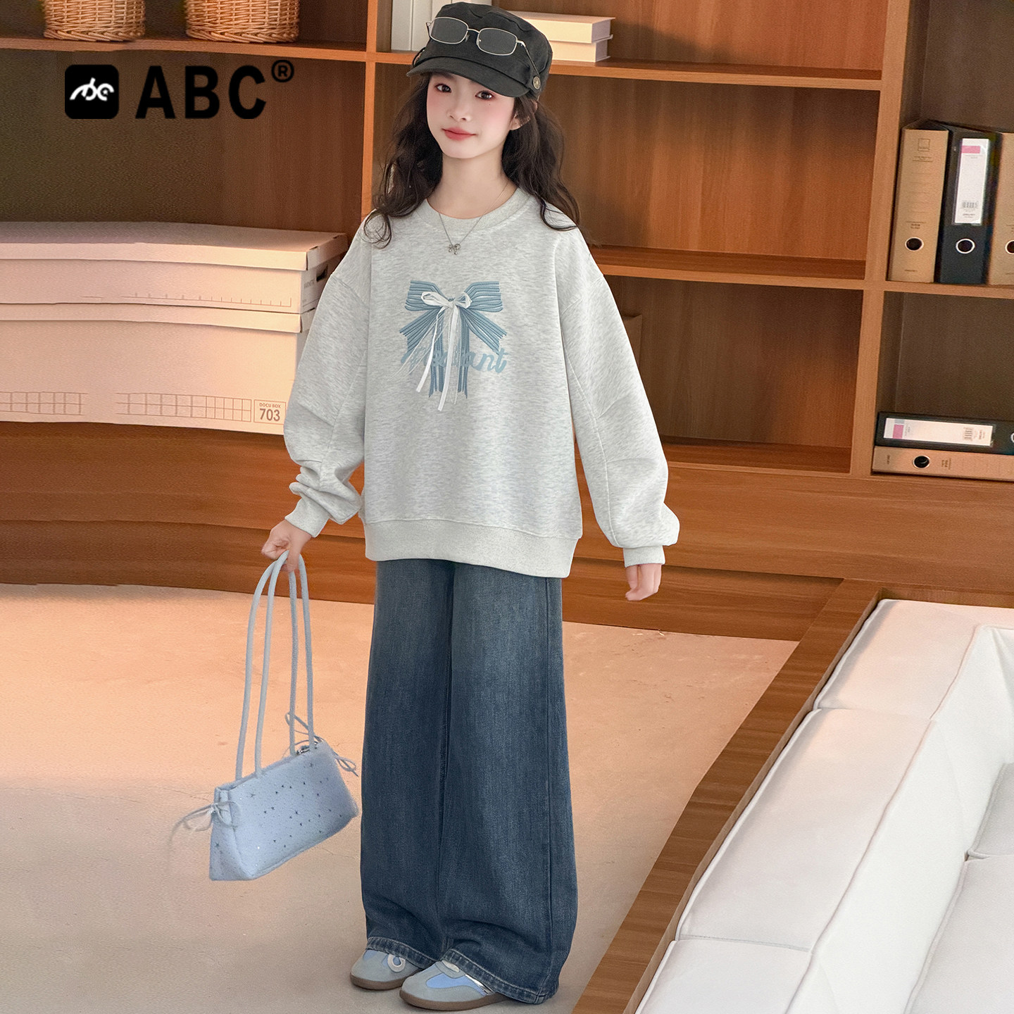 ABC女童春秋套装2026新款儿童印花圆领卫衣牛仔裤两件套女孩秋装