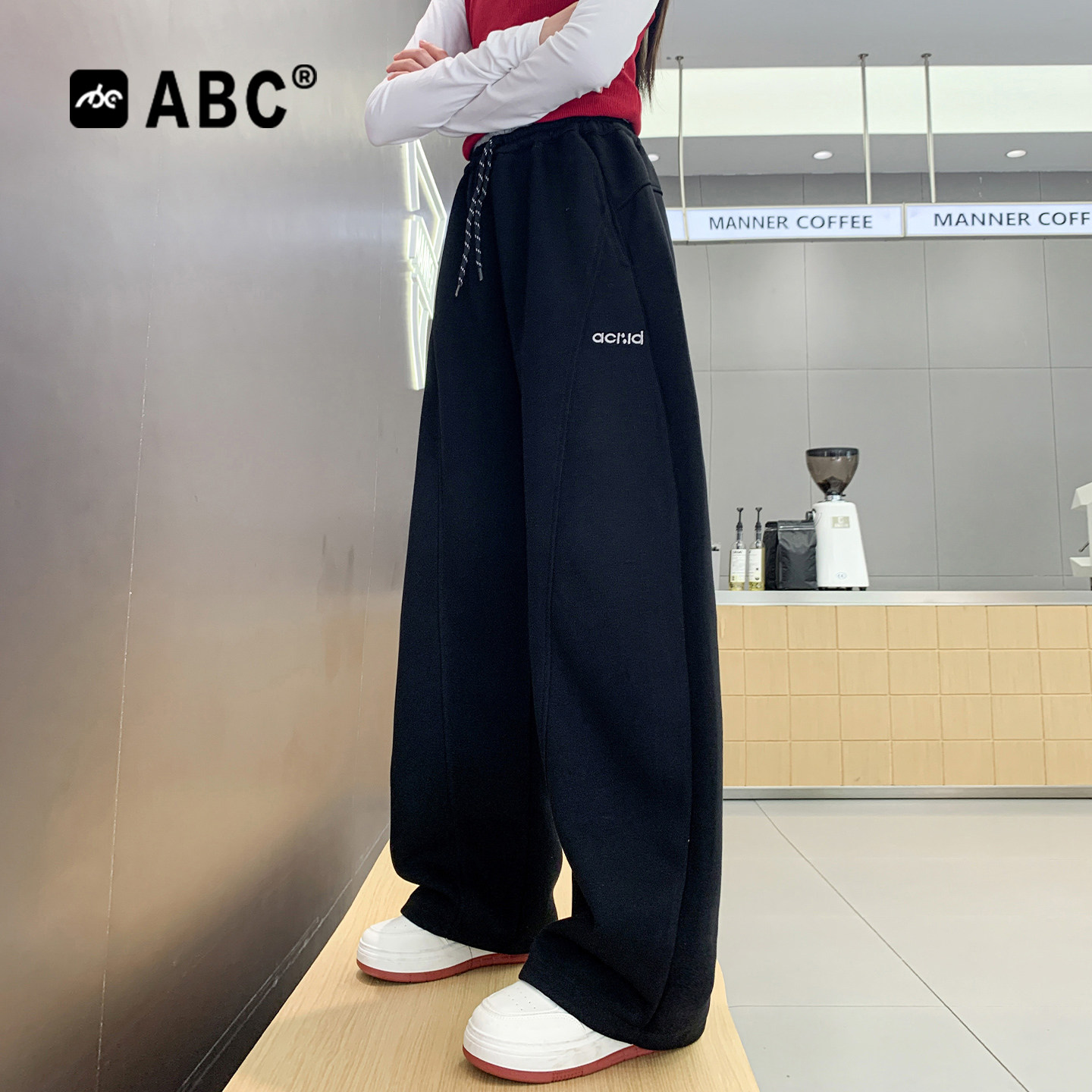 ABC女童裤子秋装儿童运动长裤2026新款春秋季中大童休闲弯刀裤潮