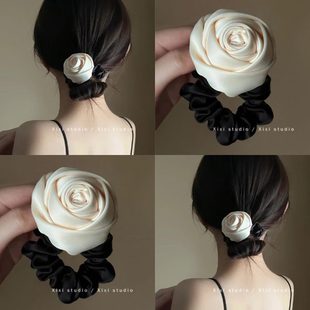 缎面玫瑰花发圈 假日花期 花朵皮筋高弹力扎发头绳女盘发器发绳