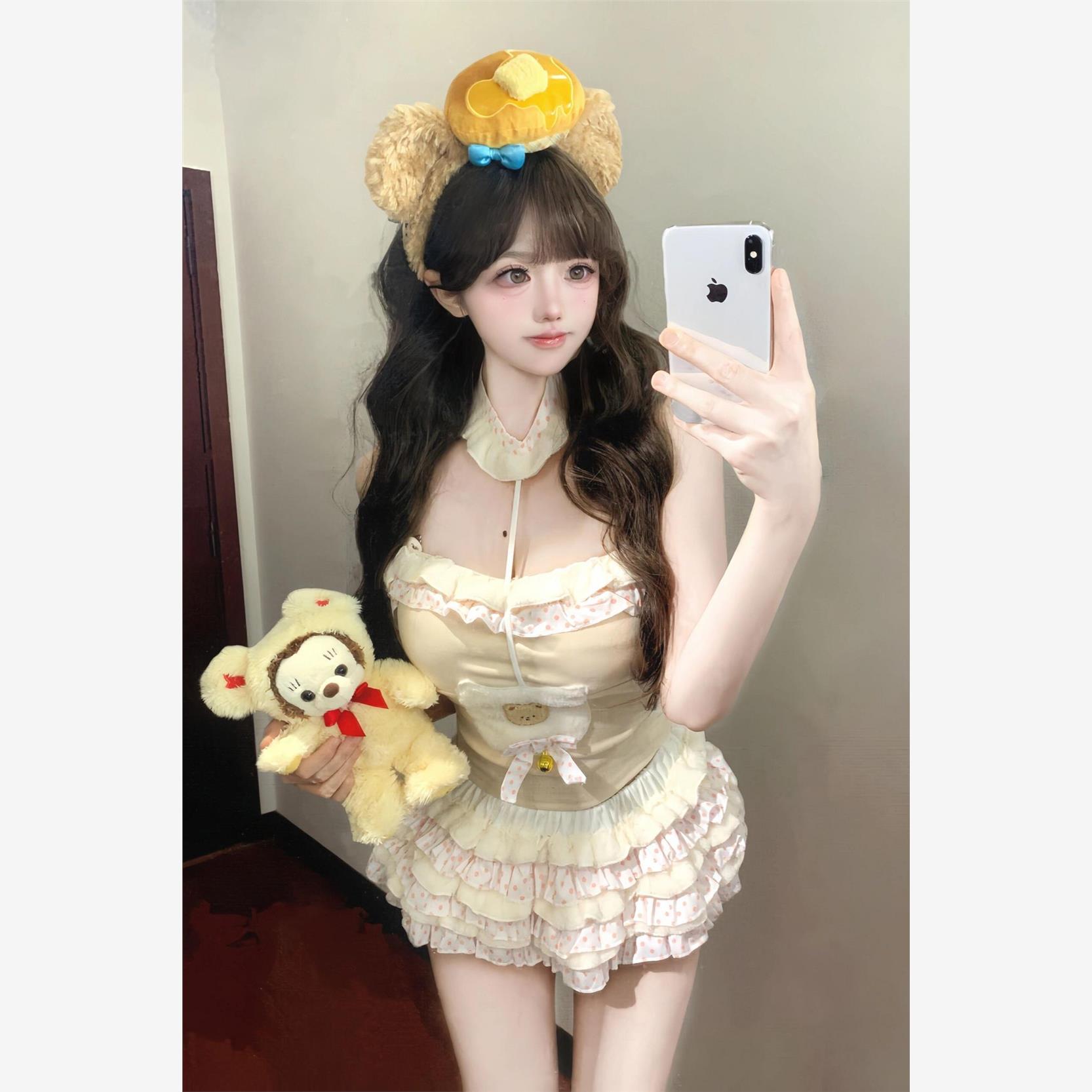 套装设计蝴蝶结波点印花抹胸上衣春夏季新款高腰蓬蓬蛋糕裙两件套