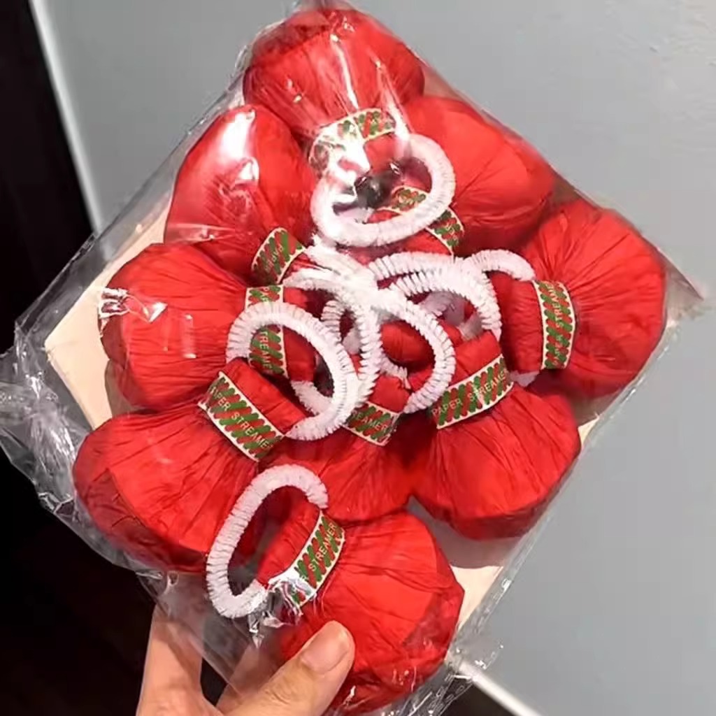 手抛彩带，婚寿节庆氛围感拉满