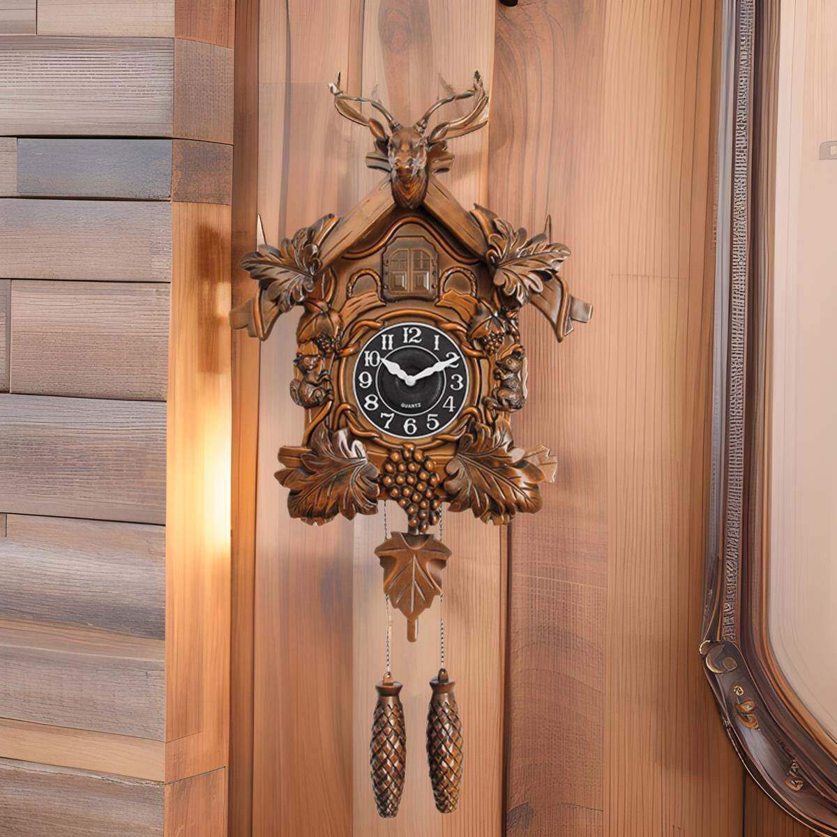 欧式复古鹿头挂钟客厅高级感装饰钟布谷鸟整点报时咕咕钟家用时钟