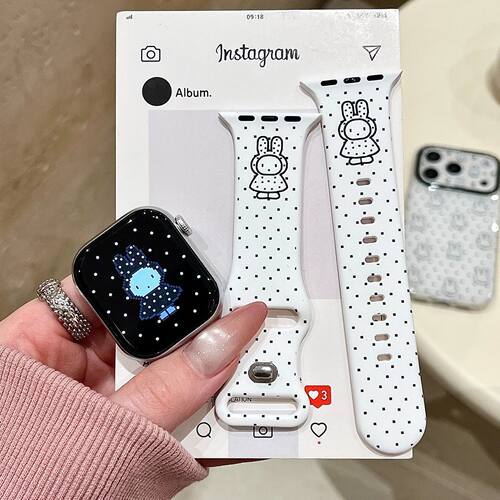 可爱简约卡通兔子适用苹果手表表带iwatchs11/10硅胶S7/S8/S9表带
