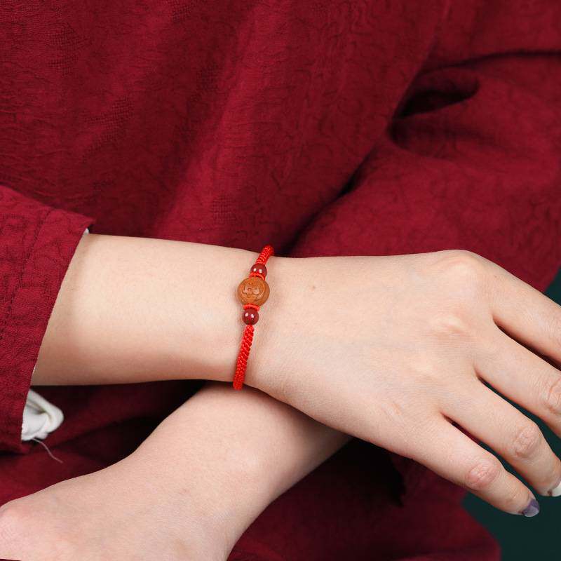 十二生肖桃核转运珠朱砂红绳儿童手链女手工编织手绳男本命年属虎
