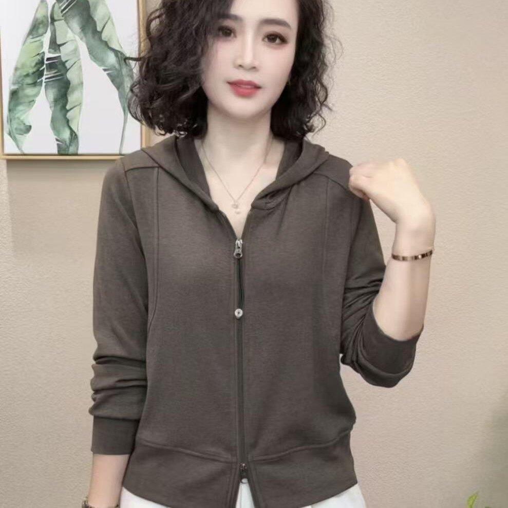 推荐中老年女装妈妈春秋新款连帽卫衣开衫拉链短款外套百搭洋气休
